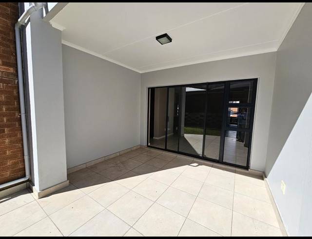 3 BEDROOM PROPERTY TO RENT IN OLIVEDALE